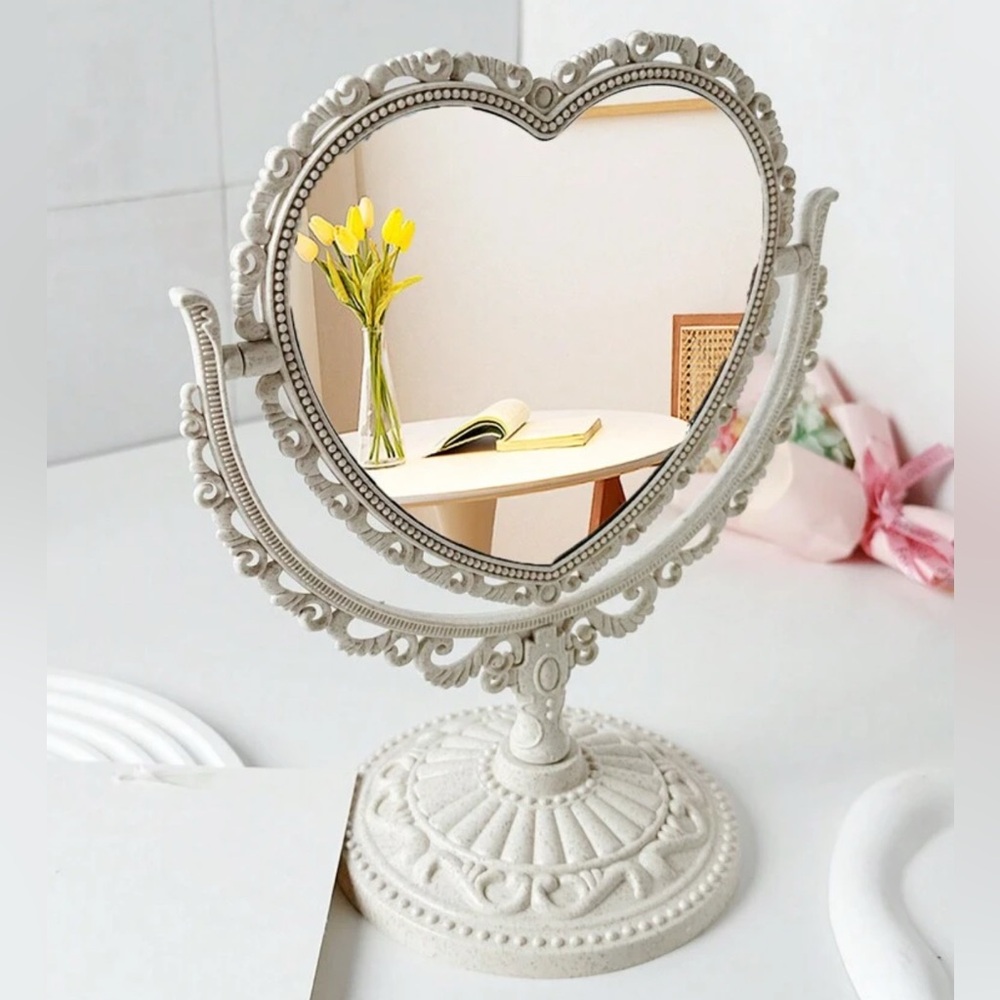 Vintage Double Sided Heart Shaped Y2K Vanity Mirror, Wedding